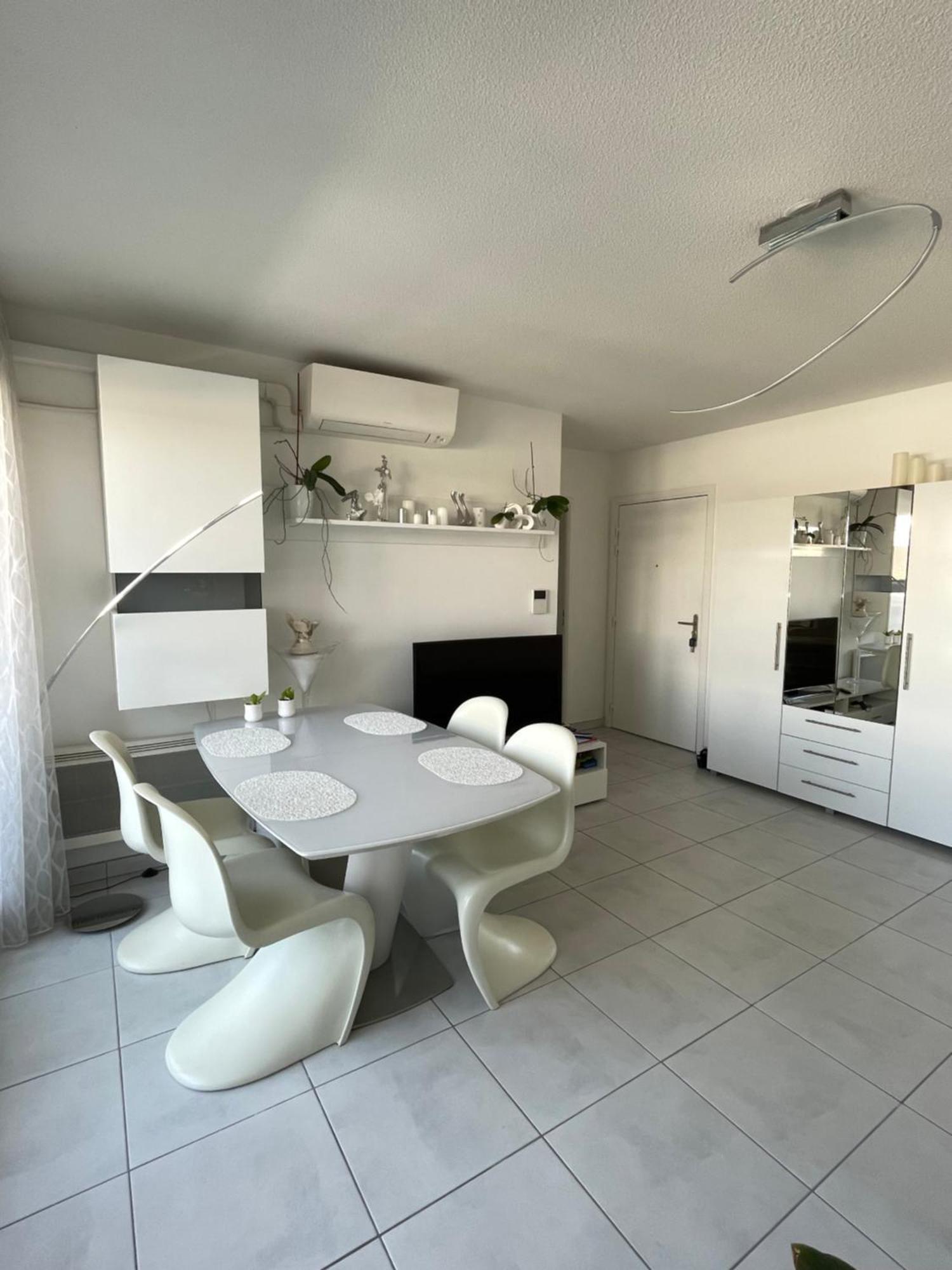 Appartement De Standing, Parking Prive, Climatise, Proche Du Centre-Ville Et La Gare Centre Avignon Kültér fotó